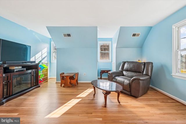 5709 FOGGY LN, Rockville, MD 20855