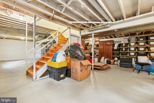 5709 FOGGY LN, Rockville, MD 20855