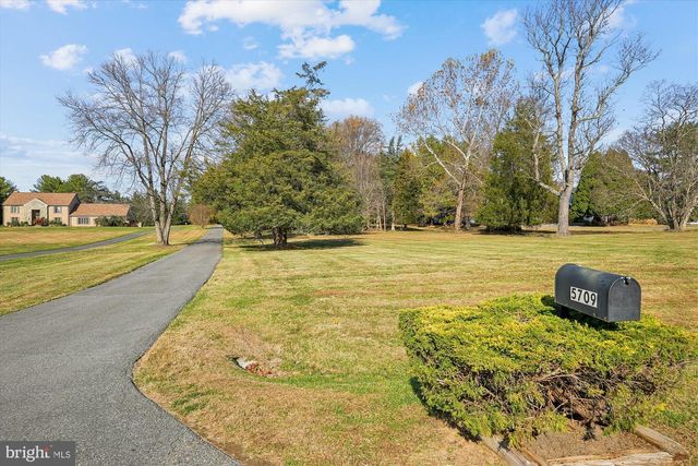 5709 FOGGY LN, Rockville, MD 20855