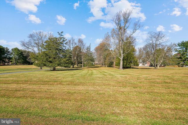 5709 FOGGY LN, Rockville, MD 20855