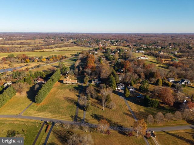 5709 FOGGY LN, Rockville, MD 20855