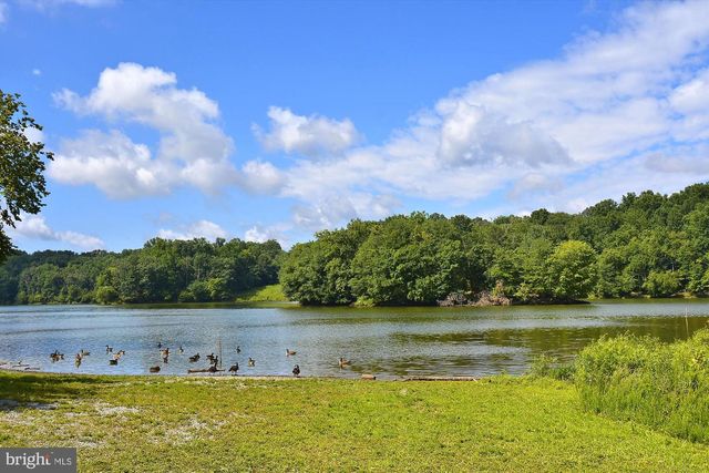 5709 FOGGY LN, Rockville, MD 20855