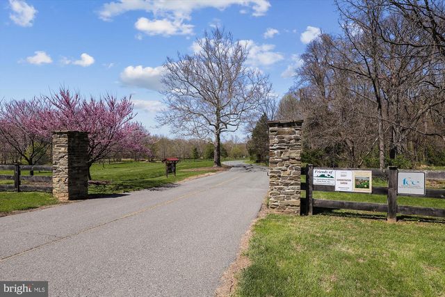 5709 FOGGY LN, Rockville, MD 20855