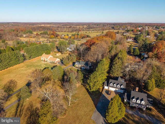 5709 FOGGY LN, Rockville, MD 20855