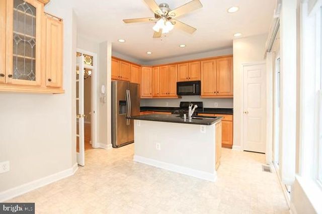722 CAPITOL SQUARE PL SW, Washington, DC 20024
