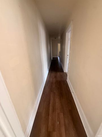 205 W Oregon St Unit 207, Evansville, IN 47710