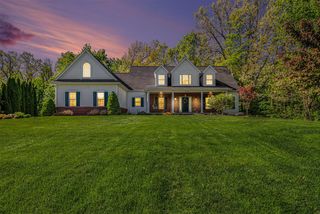 2705 Black Eagle Ridge, Howell, MI 48843