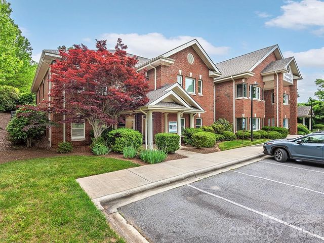 2 Walden Ridge Drive 115, Asheville, NC 28803