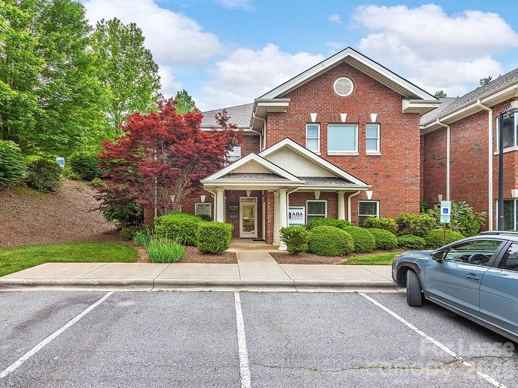 2 Walden Ridge Drive 115, Asheville, NC 28803