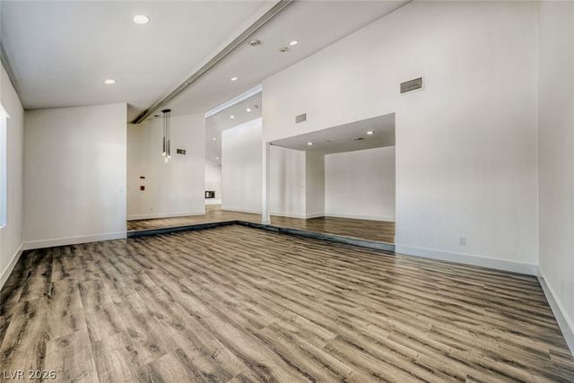 7790 Edna Avenue, Las Vegas, NV 89117