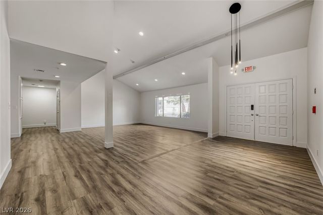 7790 Edna Avenue, Las Vegas, NV 89117