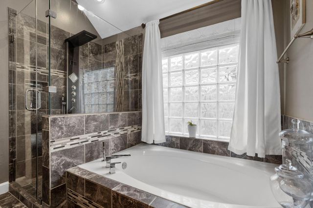 2718 Five Oaks Drive, Missouri City, TX 77459