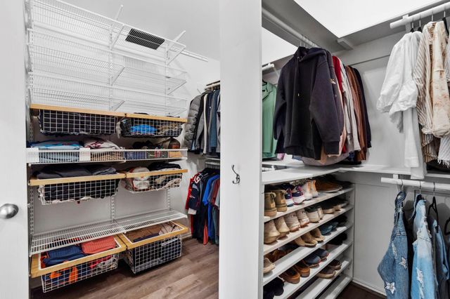 2718 Five Oaks Drive, Missouri City, TX 77459