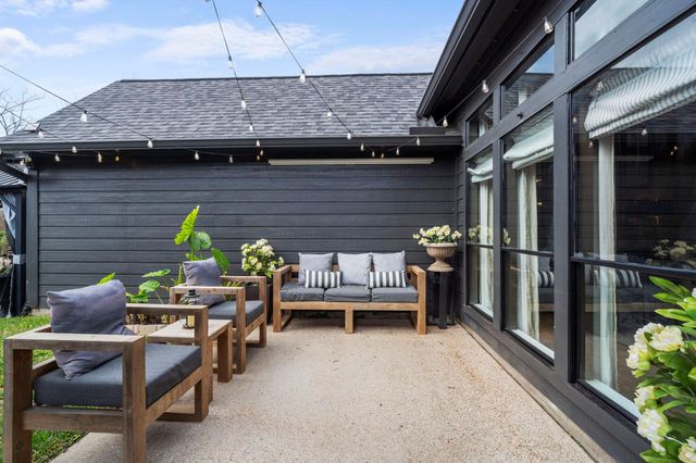 2718 Five Oaks Drive, Missouri City, TX 77459