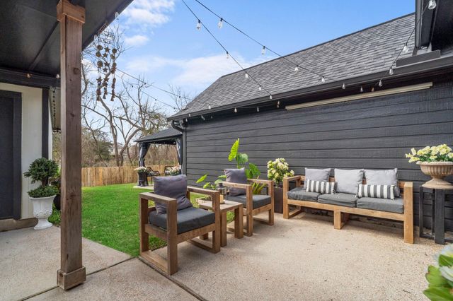 2718 Five Oaks Drive, Missouri City, TX 77459