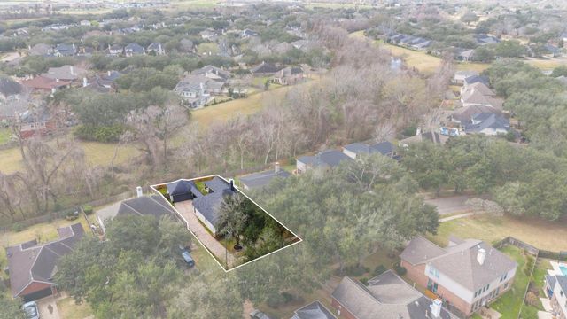 2718 Five Oaks Drive, Missouri City, TX 77459