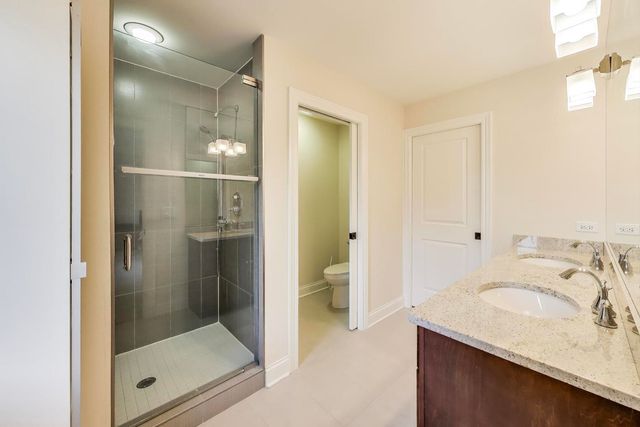 355 W FIRST Avenue, Elmhurst, IL 60126