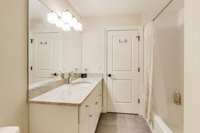 355 W FIRST Avenue, Elmhurst, IL 60126