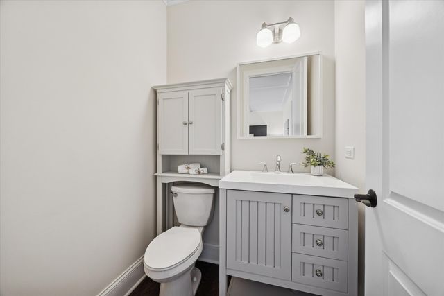 355 W FIRST Avenue, Elmhurst, IL 60126