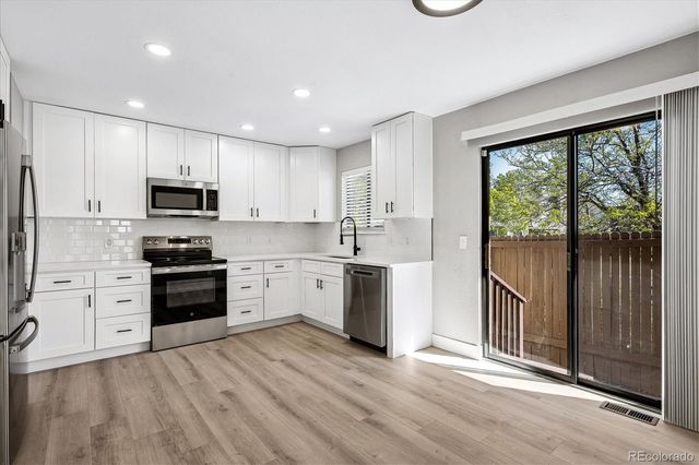 1379 S Idalia Street A, Aurora, CO 80017