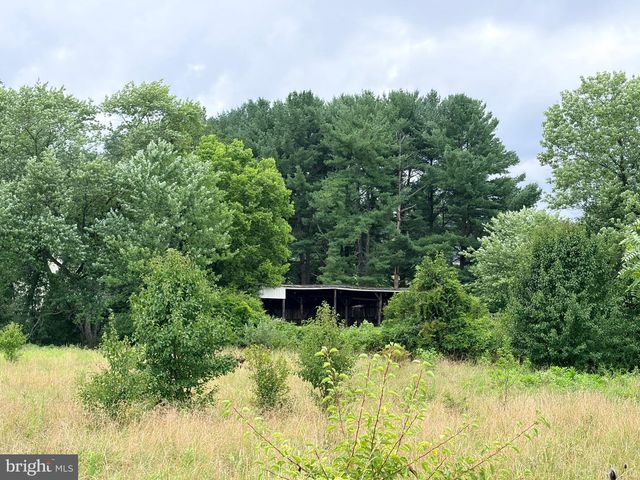 42277 CHESTNUT HILL LN, Leesburg, VA 20176
