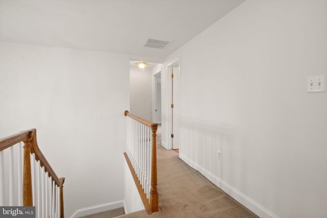 42277 CHESTNUT HILL LN, Leesburg, VA 20176