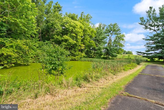 42277 CHESTNUT HILL LN, Leesburg, VA 20176