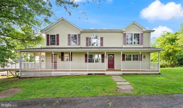 42277 CHESTNUT HILL LN, Leesburg, VA 20176