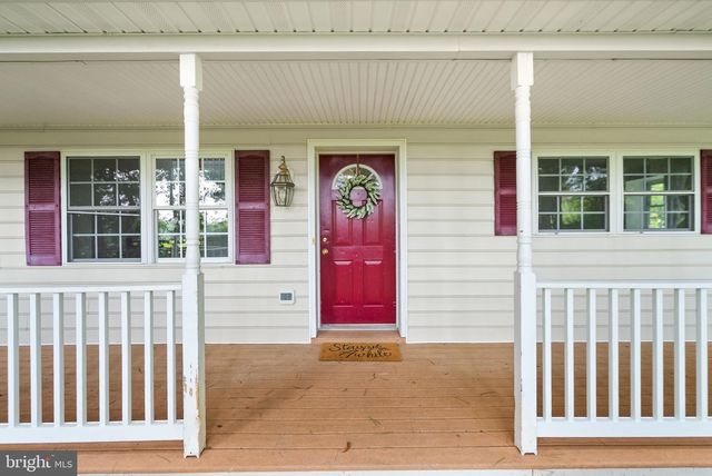 42277 CHESTNUT HILL LN, Leesburg, VA 20176