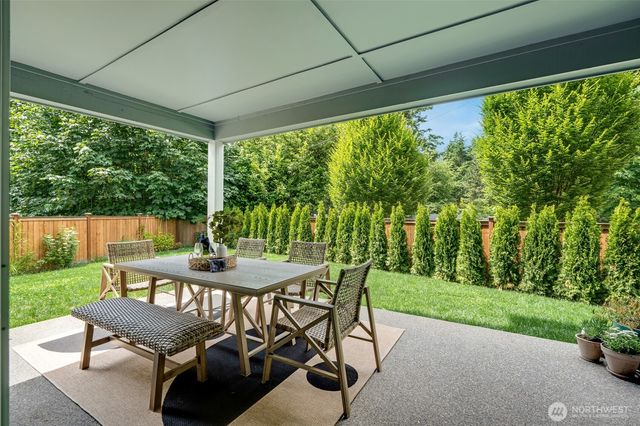27015 235th Place SE, Maple Valley, WA 98038