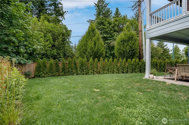 27015 235th Place SE, Maple Valley, WA 98038