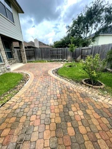 20826 Divellec Lane, Spring, TX 77388