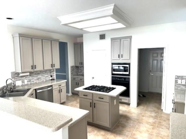 20826 Divellec Lane, Spring, TX 77388