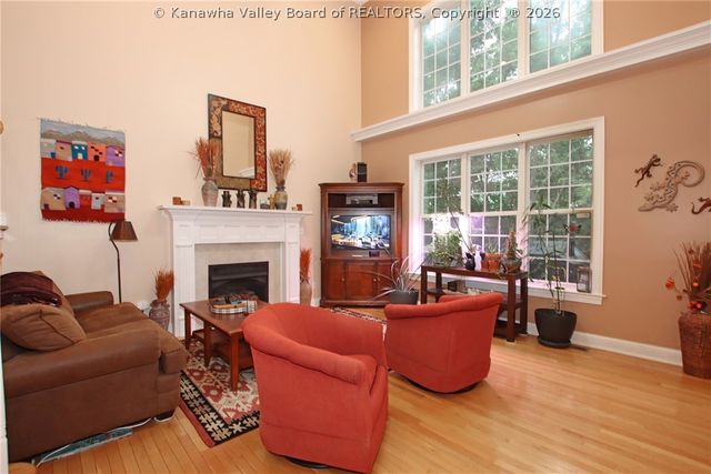 203 Yorktowne Place, Charleston, WV 25309