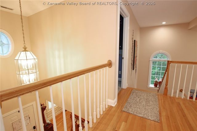 203 Yorktowne Place, Charleston, WV 25309
