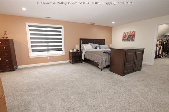 203 Yorktowne Place, Charleston, WV 25309