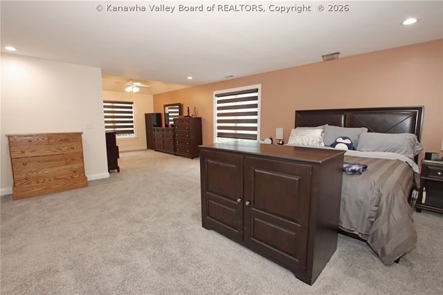203 Yorktowne Place, Charleston, WV 25309