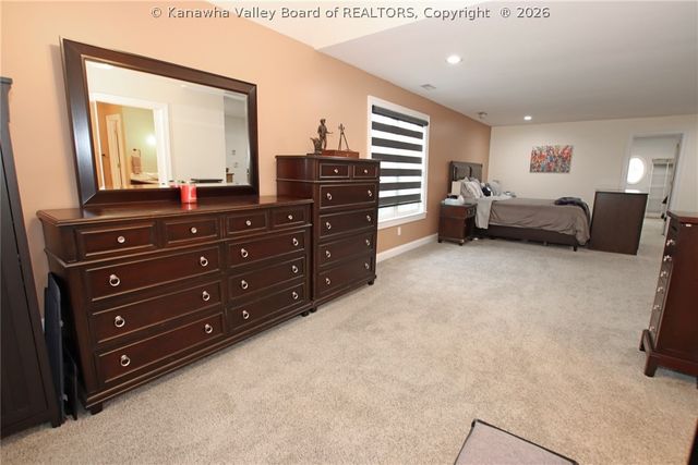 203 Yorktowne Place, Charleston, WV 25309