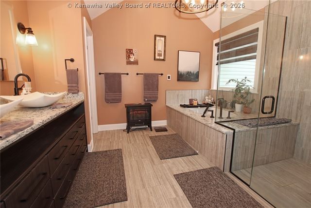 203 Yorktowne Place, Charleston, WV 25309
