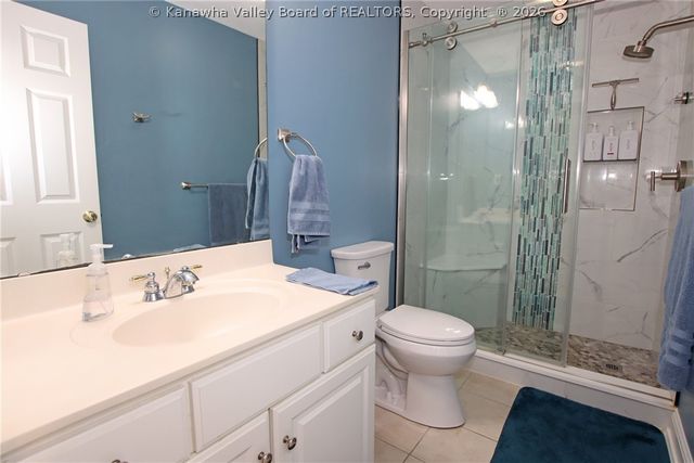 203 Yorktowne Place, Charleston, WV 25309