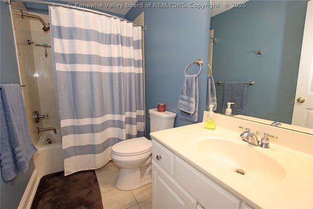 203 Yorktowne Place, Charleston, WV 25309