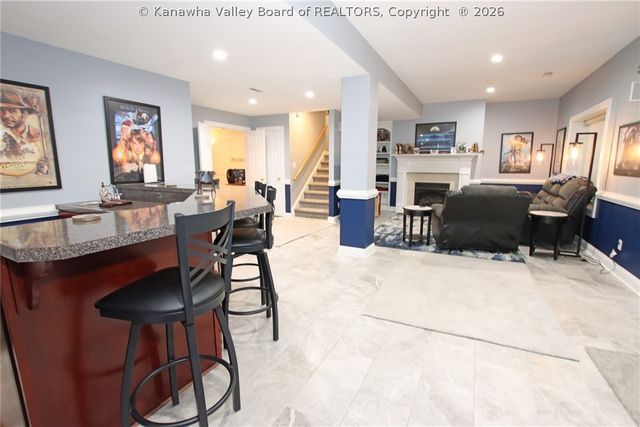 203 Yorktowne Place, Charleston, WV 25309