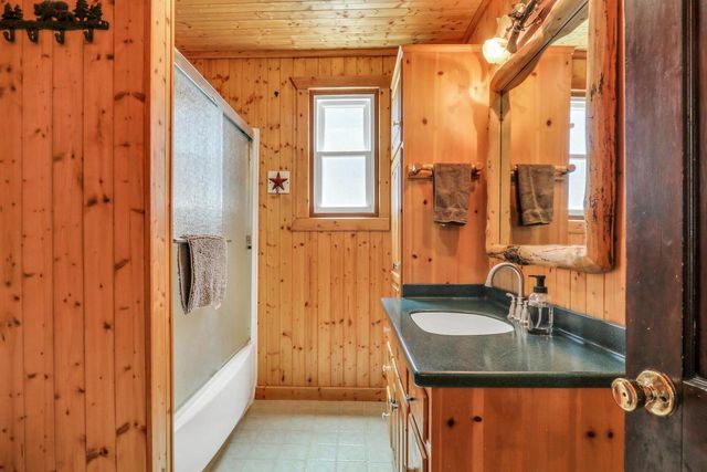 11186 270th AVENUE, Trevor, WI 53179