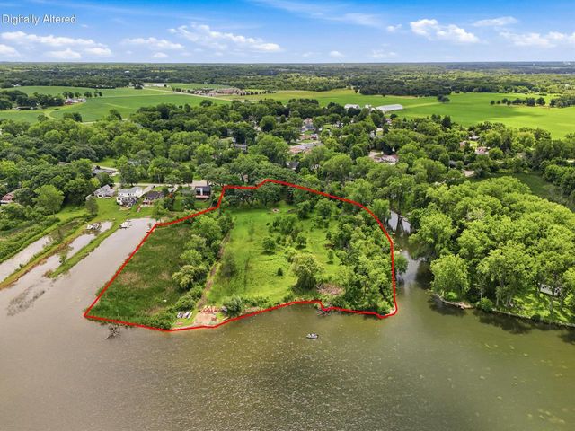 11186 270th AVENUE, Trevor, WI 53179