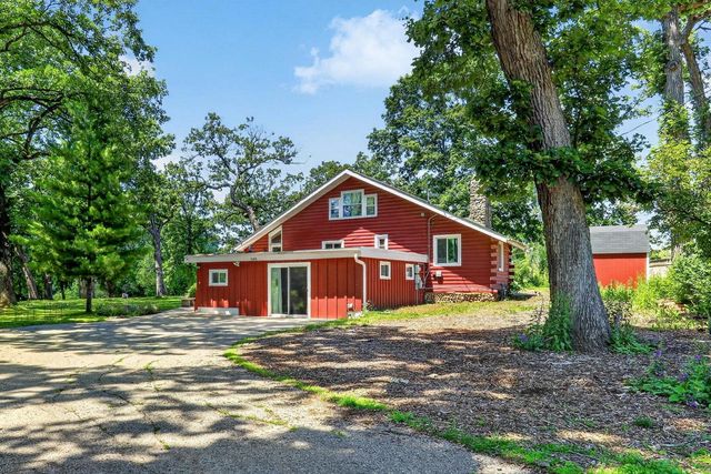 11186 270th AVENUE, Trevor, WI 53179