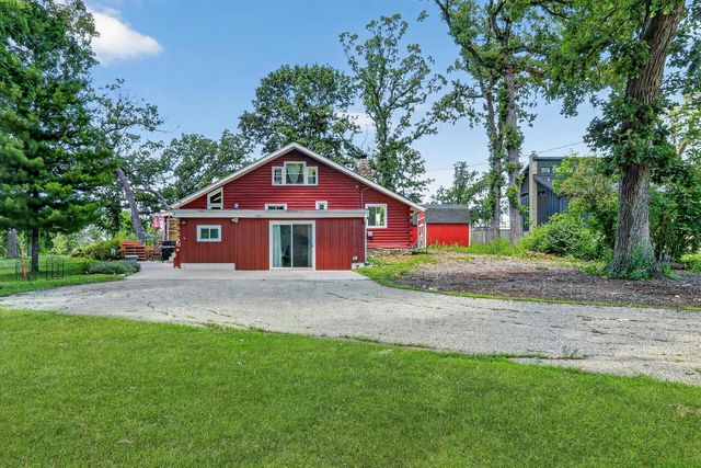 11186 270th AVENUE, Trevor, WI 53179