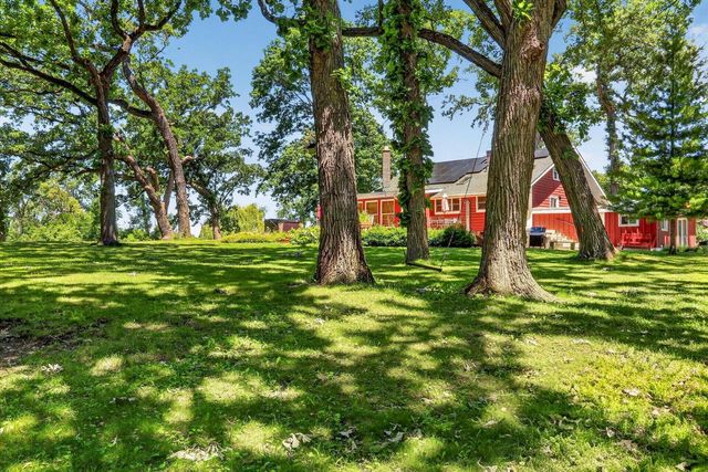 11186 270th AVENUE, Trevor, WI 53179