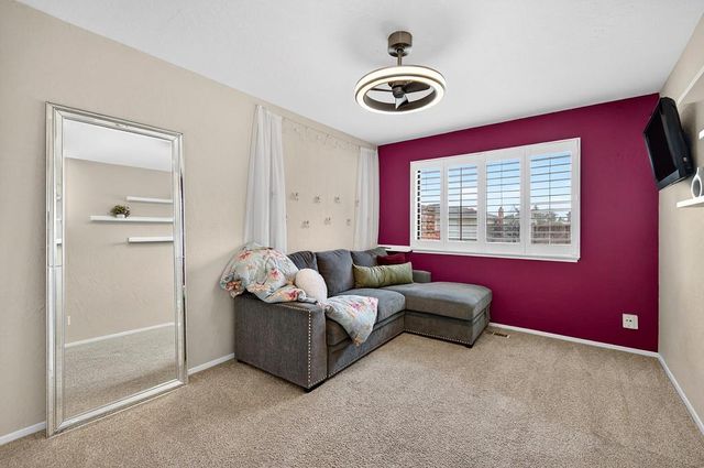 4337 Bannister Rd, Fair Oaks, CA 95628