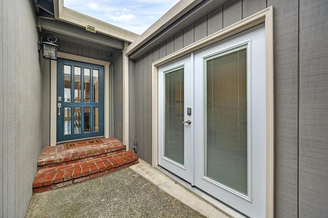 4337 Bannister Rd, Fair Oaks, CA 95628