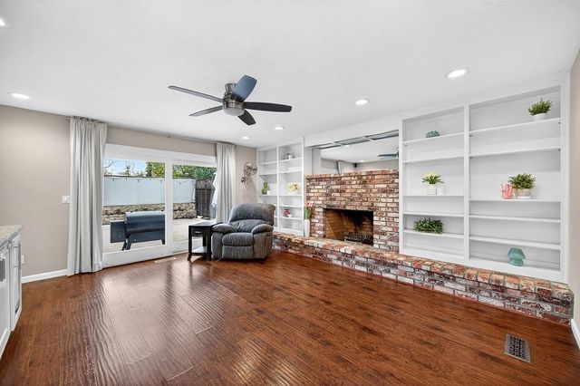 4337 Bannister Rd, Fair Oaks, CA 95628